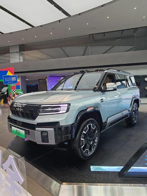 广州3比亚迪方程豹硬派越野的爆款，英菲尼迪35周年与你共成长