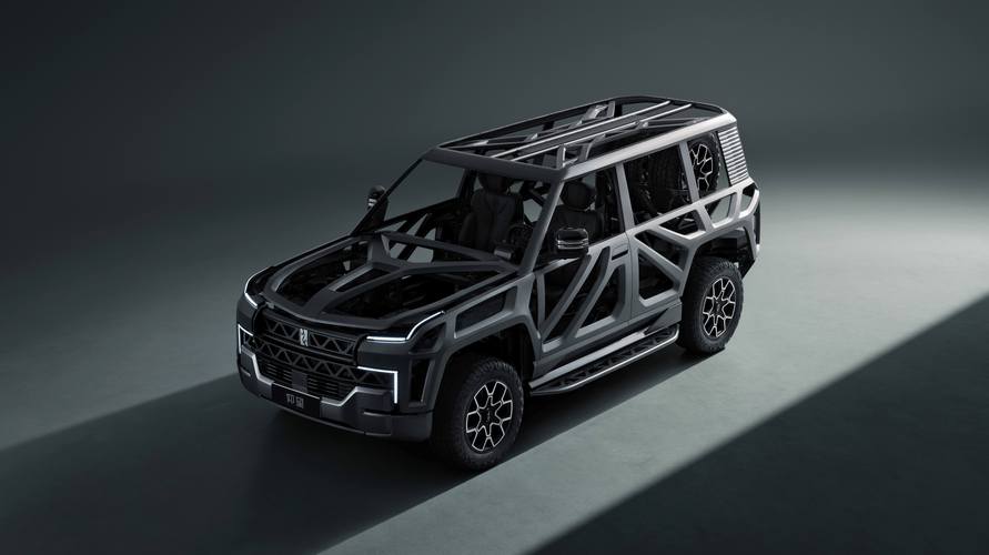 广州3仰望U8硬派越野的科技魅力，国能汽车对传统燃油车市场的冲击